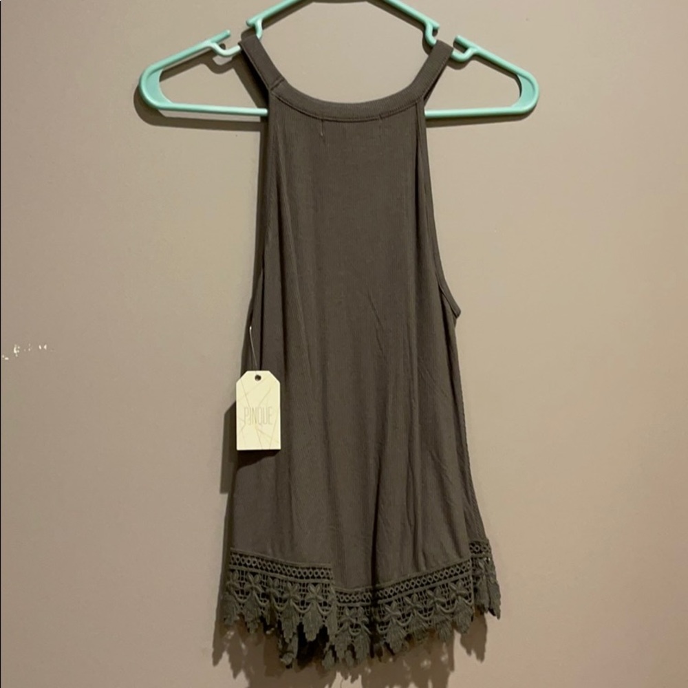 Tank top - Picture 3 of 4